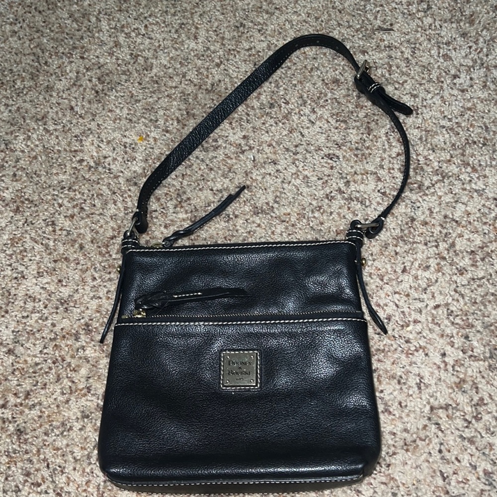 Dooney&Bourke Leather Shoulder Bag